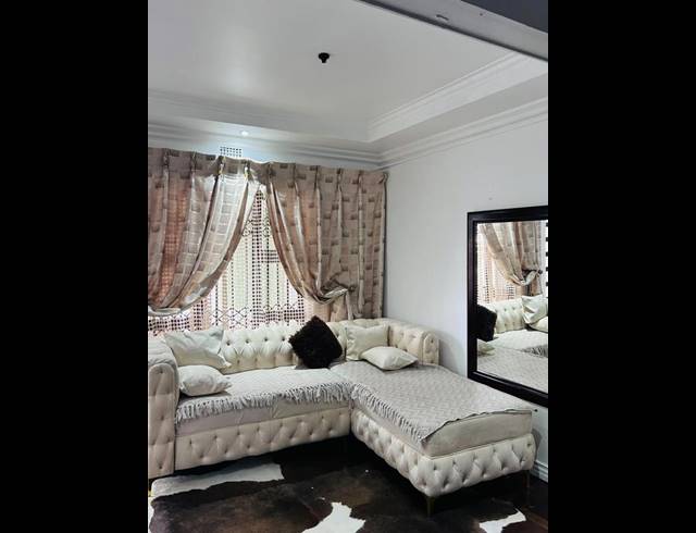 4 BEDROOM HOUSE FOR SALE IN GUGULETU